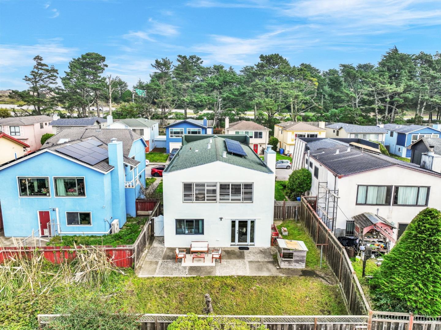 Detail Gallery Image 57 of 65 For 162 Eastridge Cir, Pacifica,  CA 94044 - 3 Beds | 2 Baths