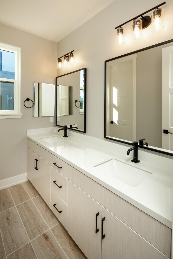 Photo #12: ML82030218 Listing: Photo #12