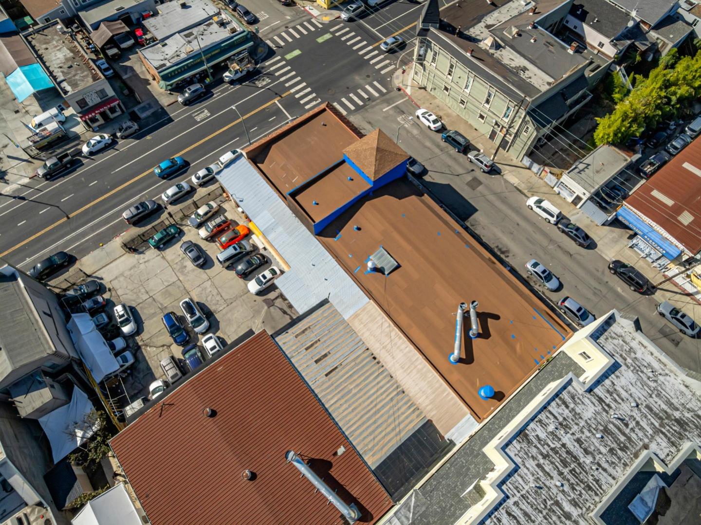 Detail Gallery Image 18 of 23 For 1200 E 12th St, Oakland,  CA 94606 - – Beds | – Baths