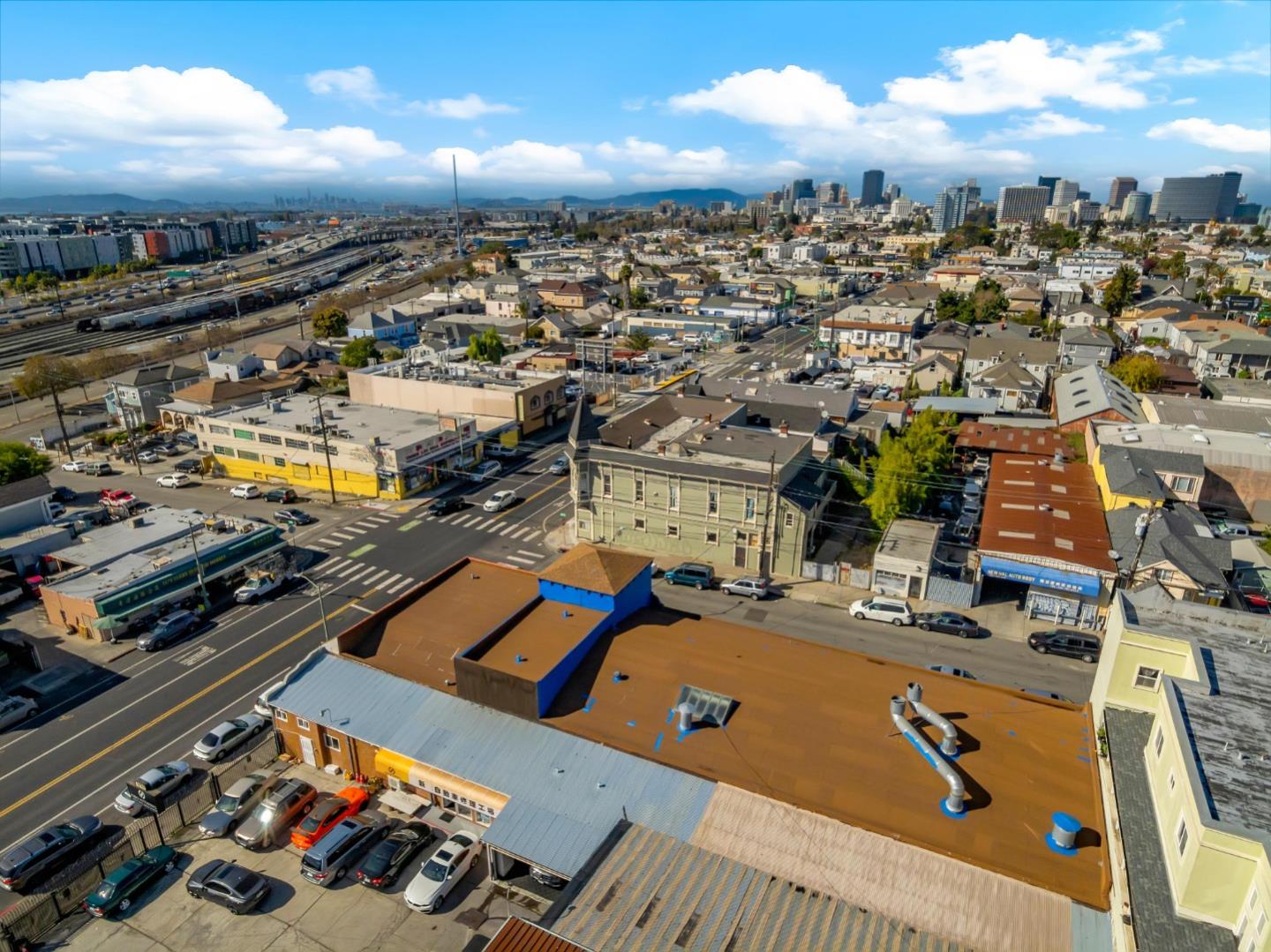 Detail Gallery Image 20 of 23 For 1200 E 12th St, Oakland,  CA 94606 - – Beds | – Baths