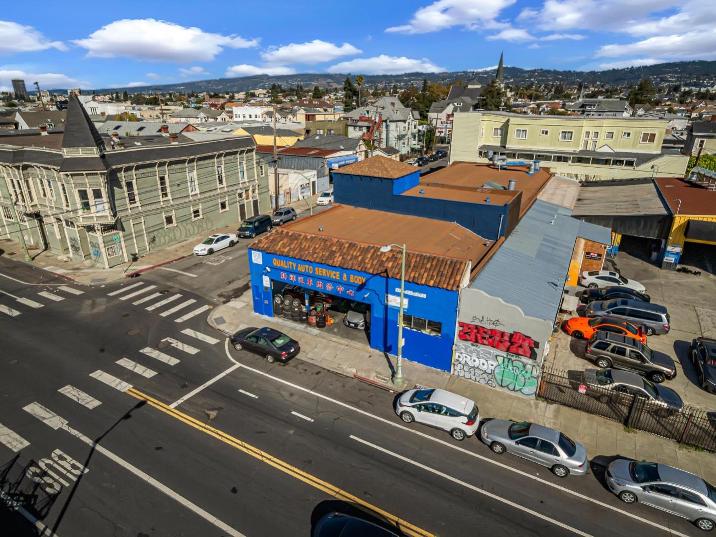 Detail Gallery Image 4 of 23 For 1200 E 12th St, Oakland,  CA 94606 - – Beds | – Baths