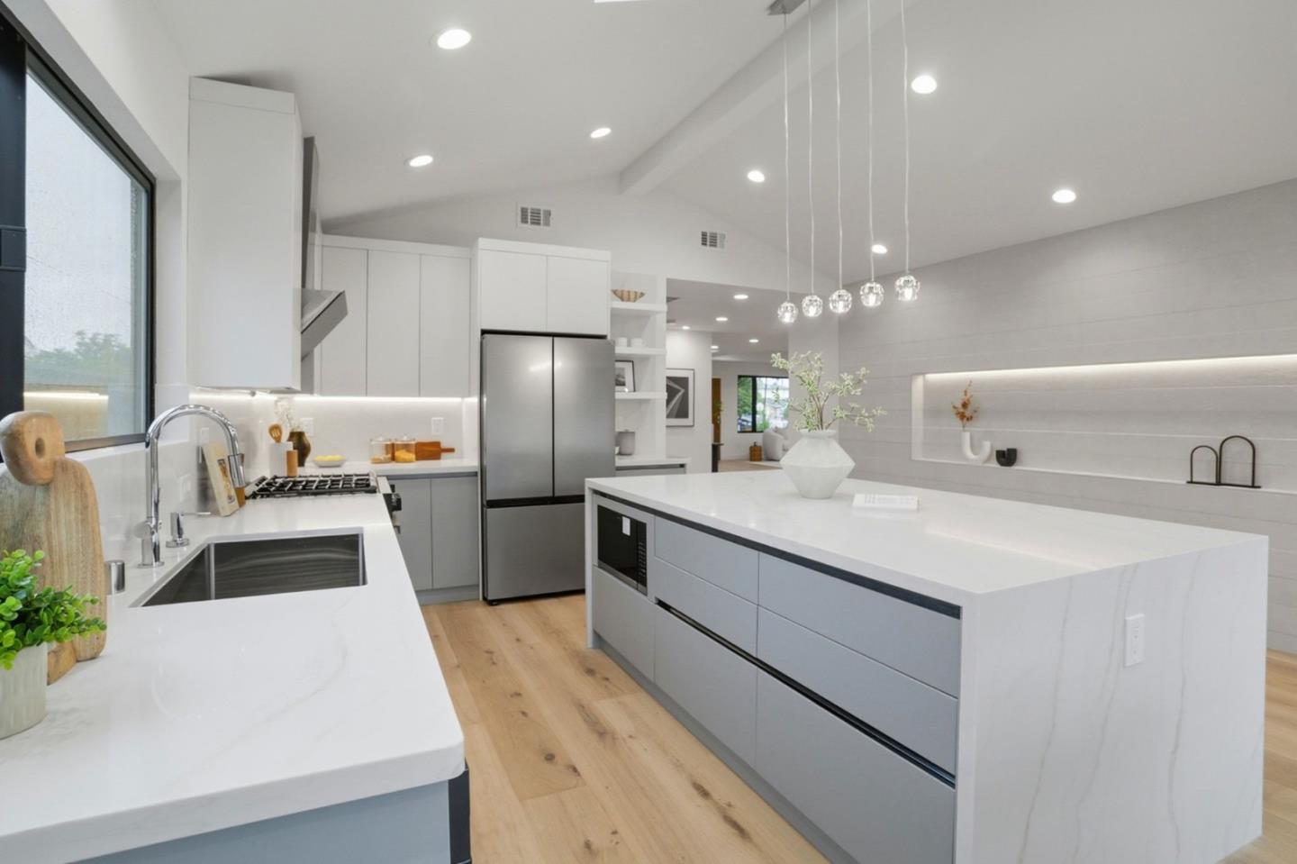 Detail Gallery Image 15 of 40 For 2848 Chromite Dr, Santa Clara,  CA 95051 - 4 Beds | 2 Baths