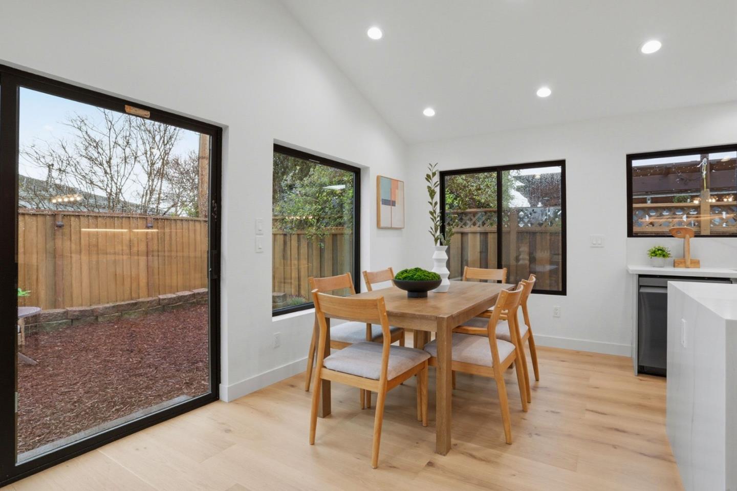 Detail Gallery Image 20 of 40 For 2848 Chromite Dr, Santa Clara,  CA 95051 - 4 Beds | 2 Baths