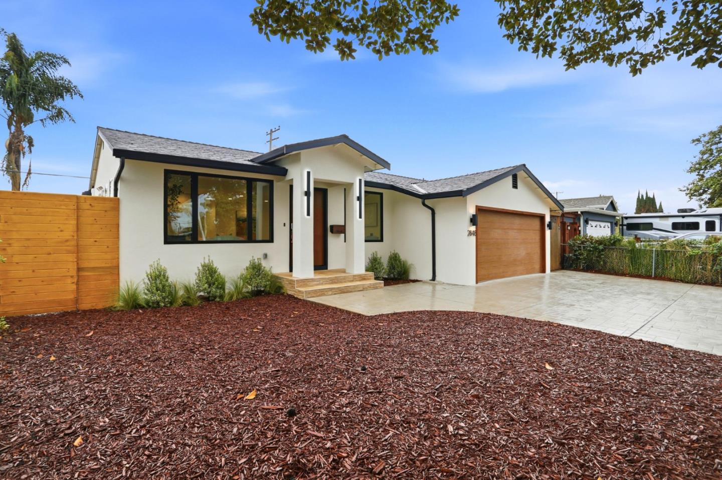 Detail Gallery Image 3 of 40 For 2848 Chromite Dr, Santa Clara,  CA 95051 - 4 Beds | 2 Baths