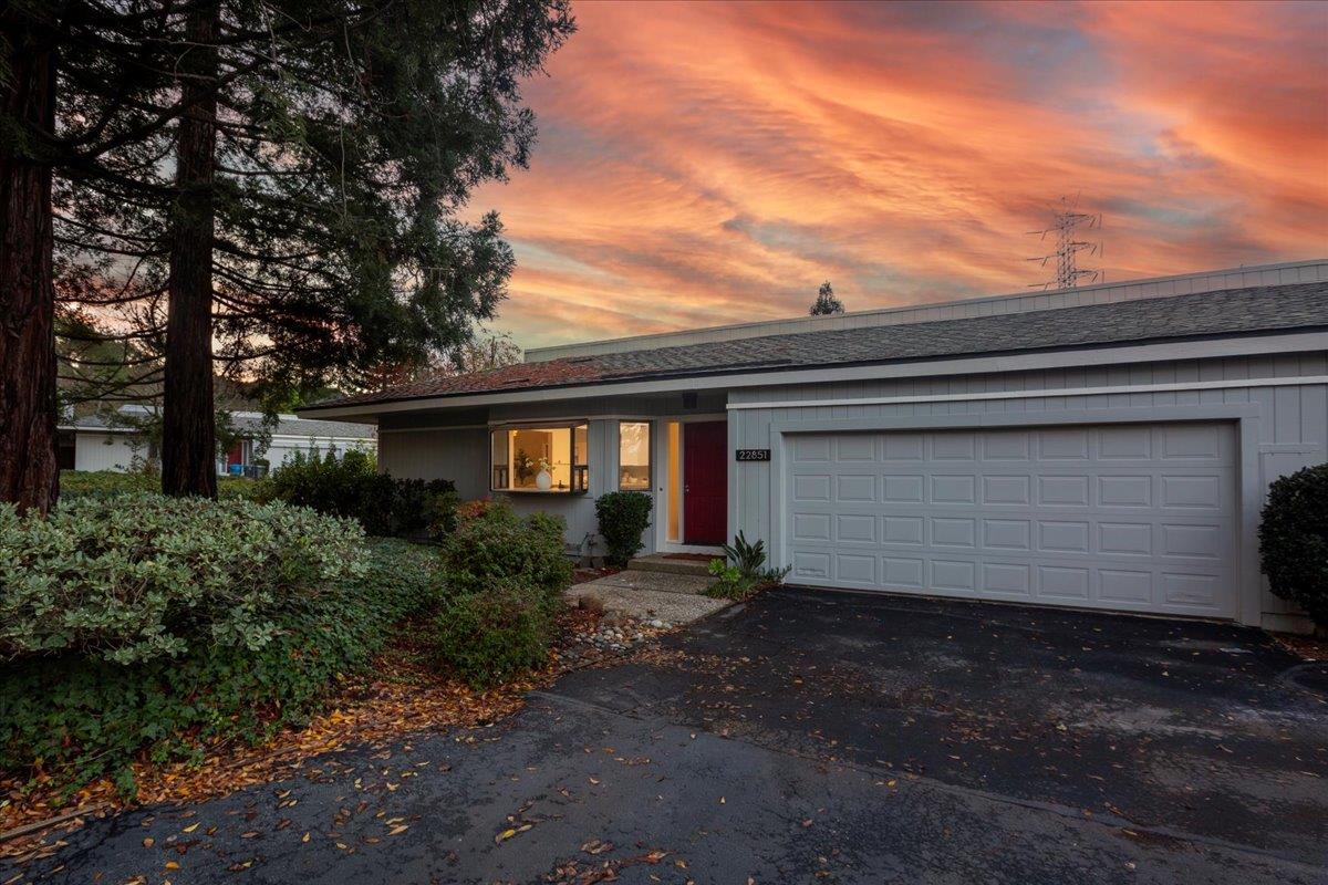 Detail Gallery Image 34 of 60 For 22851 Stonebridge St, Cupertino,  CA 95014 - 3 Beds | 2 Baths