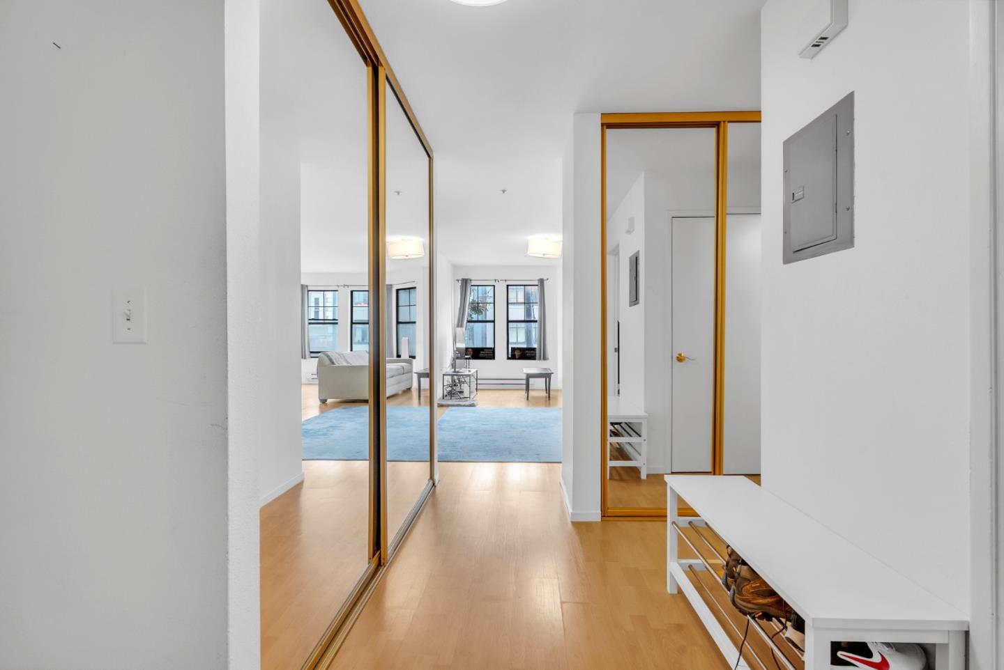 Front Image Thumbnail for ML82030225