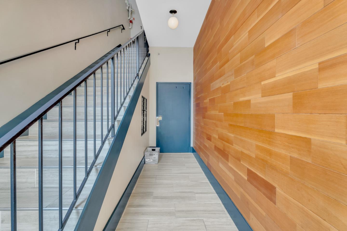 Detail Gallery Image 30 of 31 For 1930 Mission St #4,  San Francisco,  CA 94103 - 2 Beds | 1 Baths