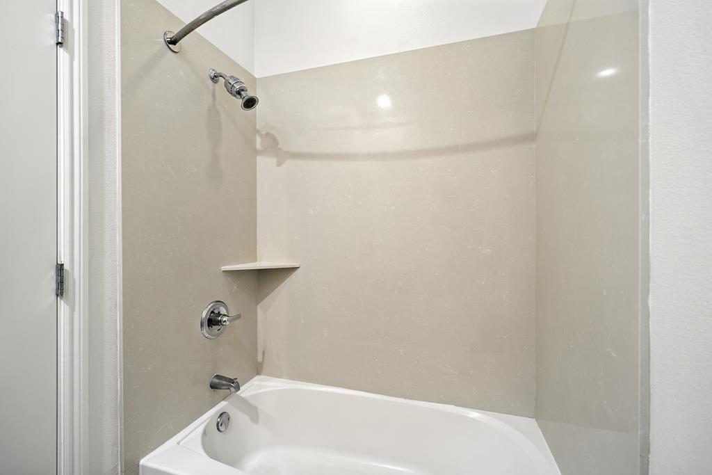 Photo #33: ML82030230 Listing: Photo #33