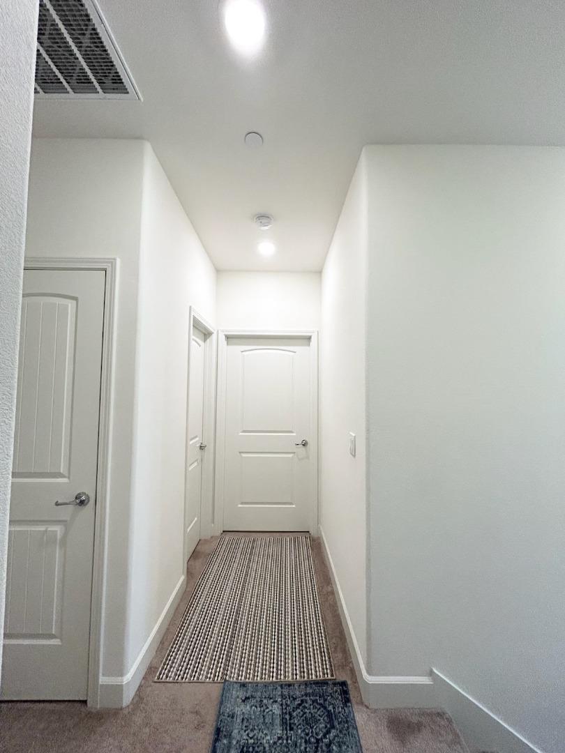 Detail Gallery Image 17 of 36 For 8830 Encore Way, Elk Grove,  CA 95757 - 3 Beds | 2/1 Baths