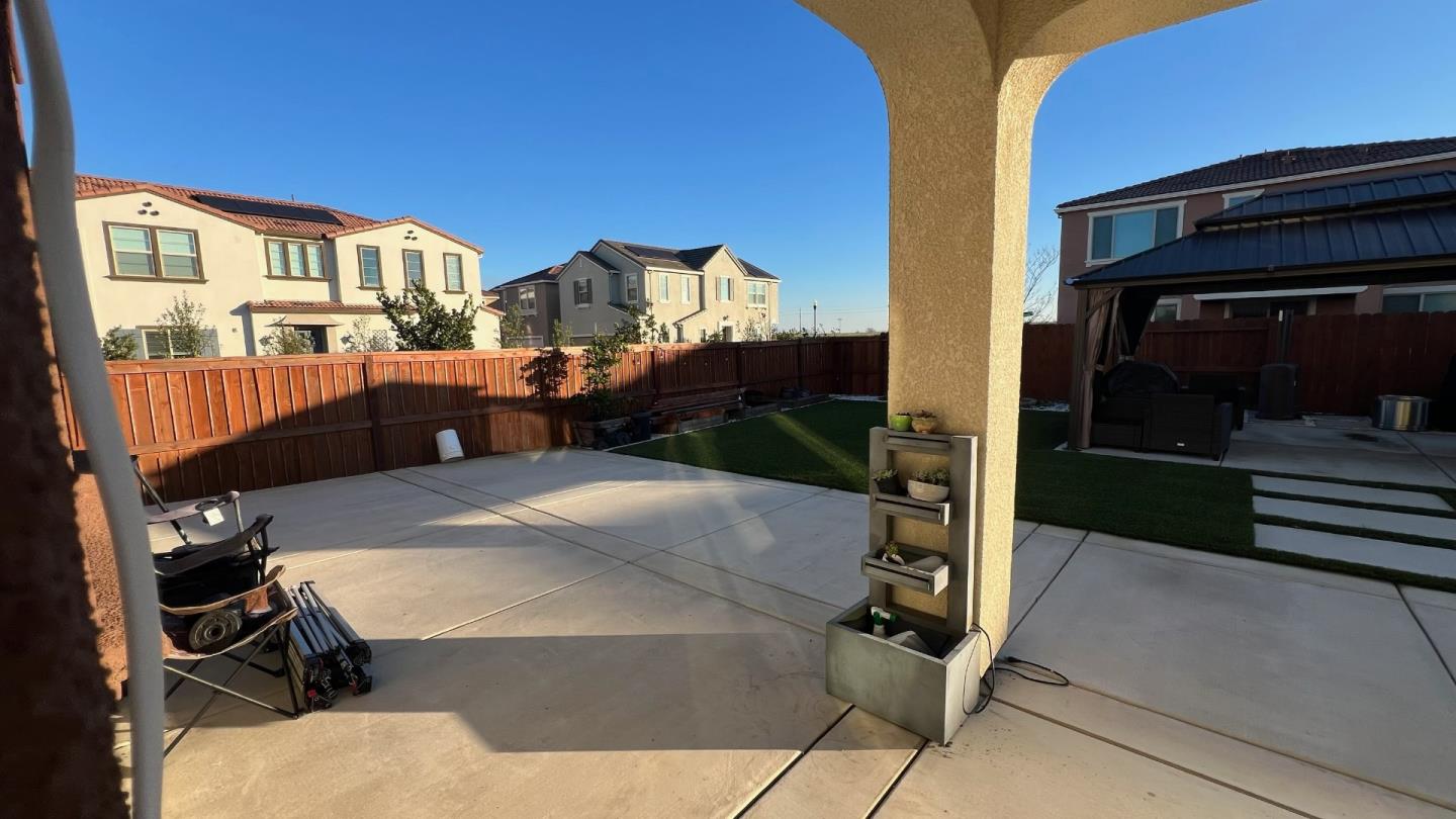 Detail Gallery Image 33 of 36 For 8830 Encore Way, Elk Grove,  CA 95757 - 3 Beds | 2/1 Baths