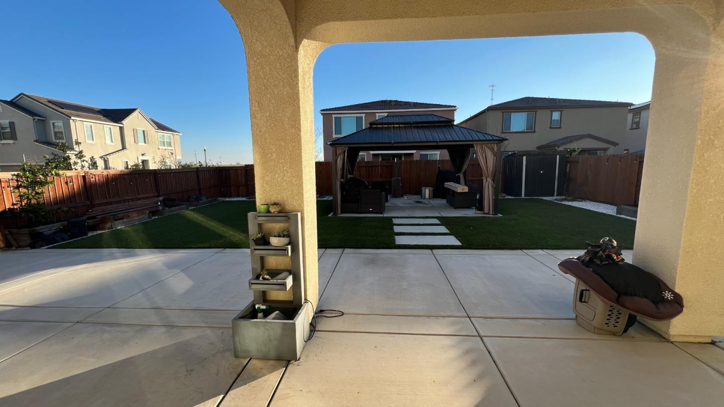 Detail Gallery Image 34 of 36 For 8830 Encore Way, Elk Grove,  CA 95757 - 3 Beds | 2/1 Baths