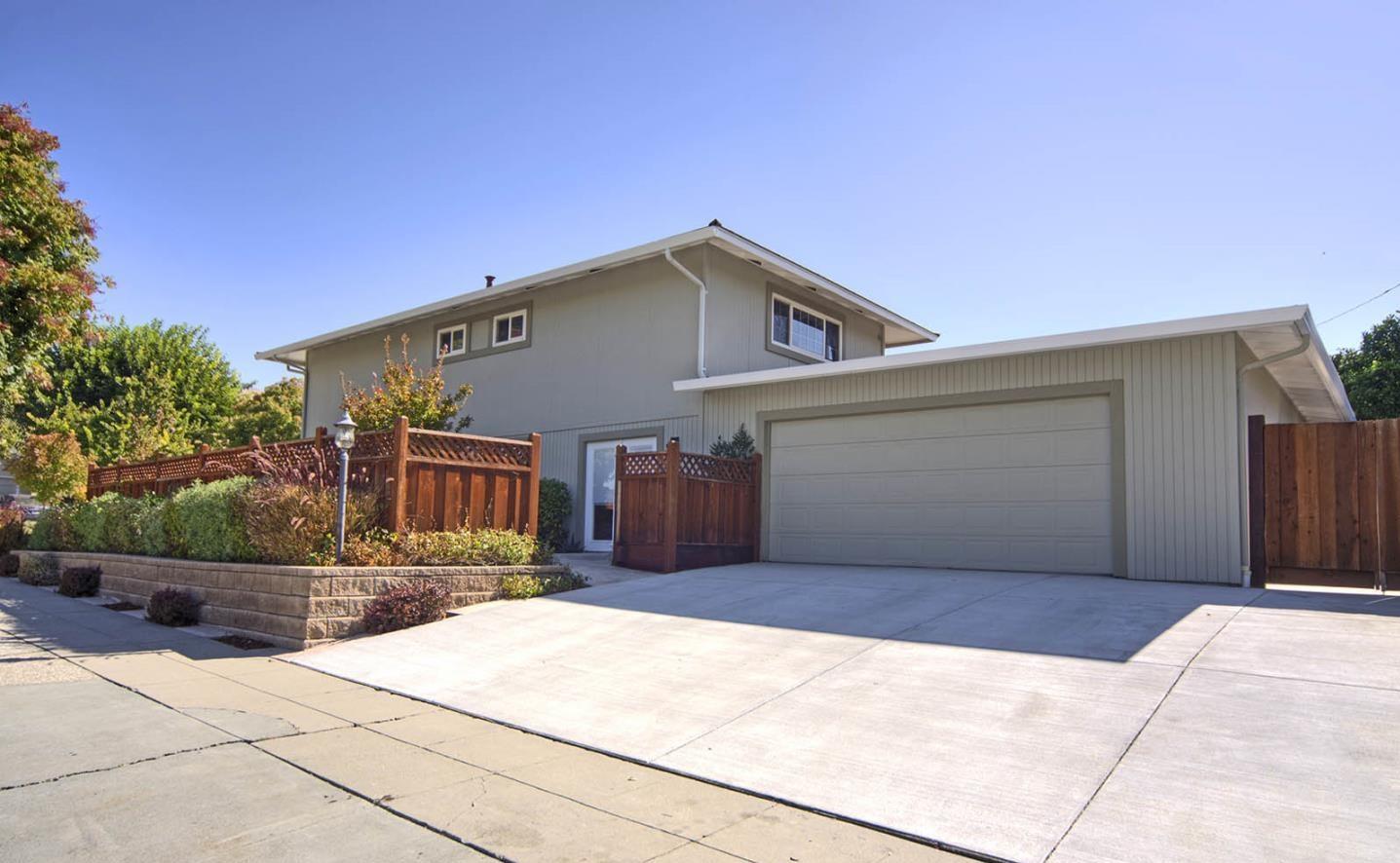 Detail Gallery Image 4 of 5 For 3384 Burgundy Dr, San Jose,  CA 95132 - 5 Beds | 3 Baths