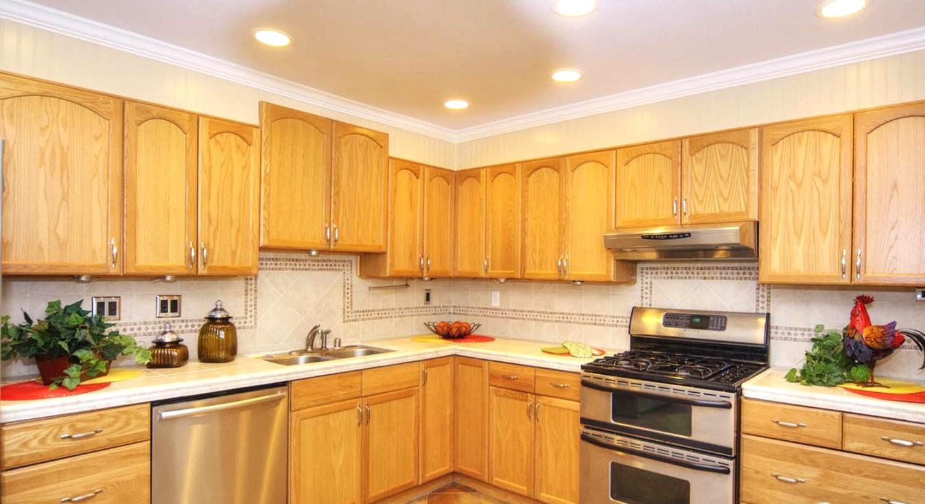 Detail Gallery Image 5 of 5 For 3384 Burgundy Dr, San Jose,  CA 95132 - 5 Beds | 3 Baths