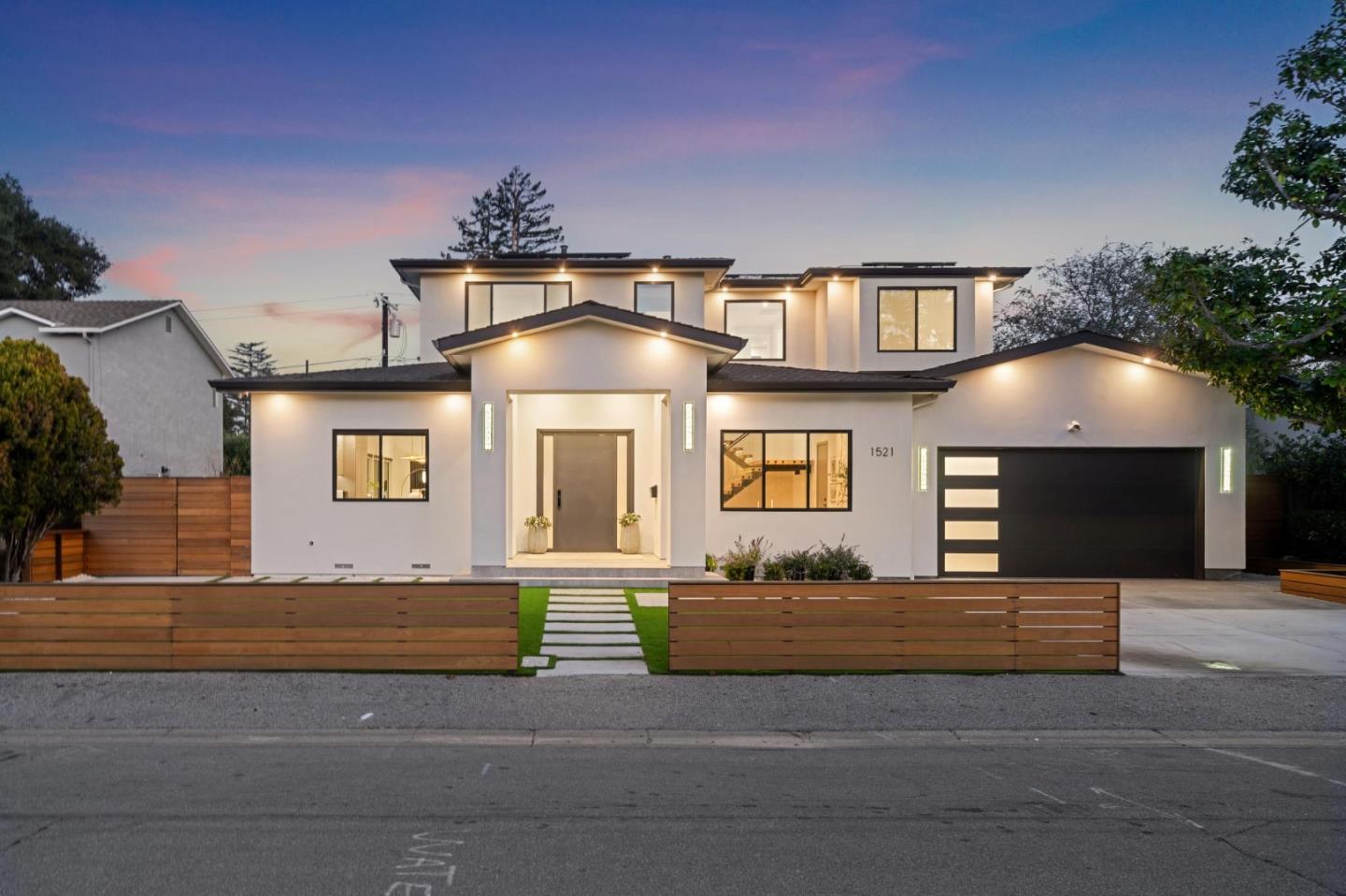 Front Image Thumbnail for ML82030238