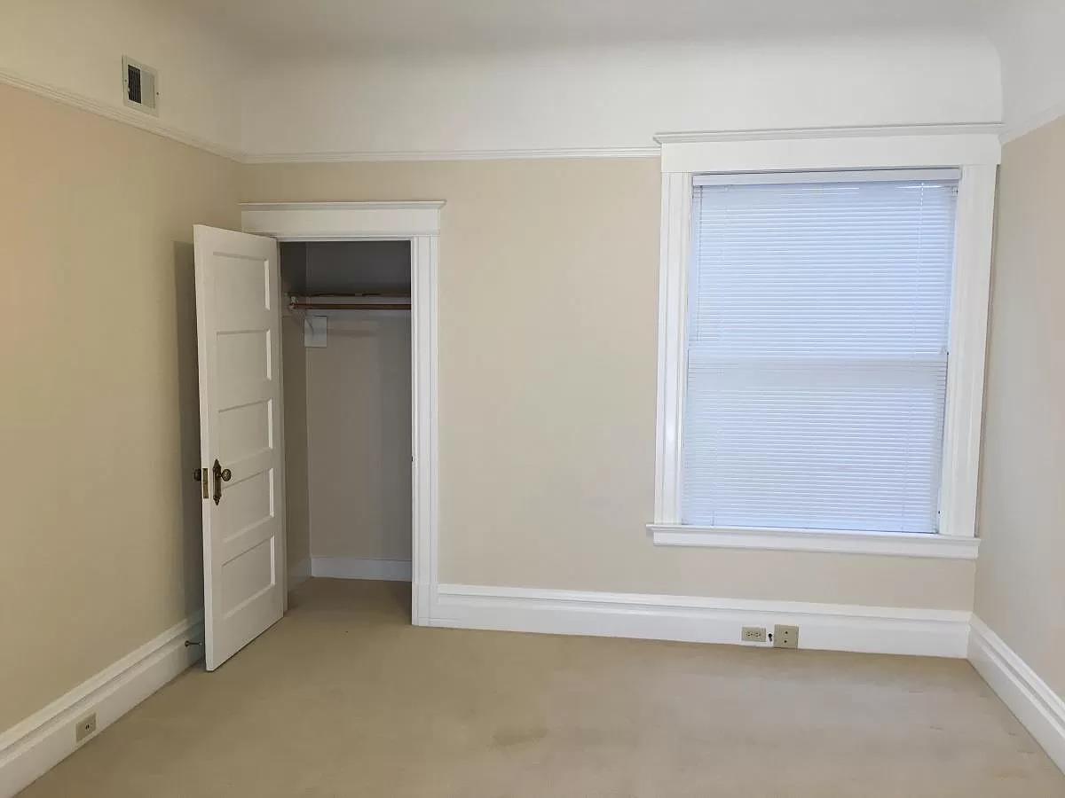 Detail Gallery Image 4 of 10 For 787 Guerrero St, San Francisco,  CA 94110 - 2 Beds | 1 Baths