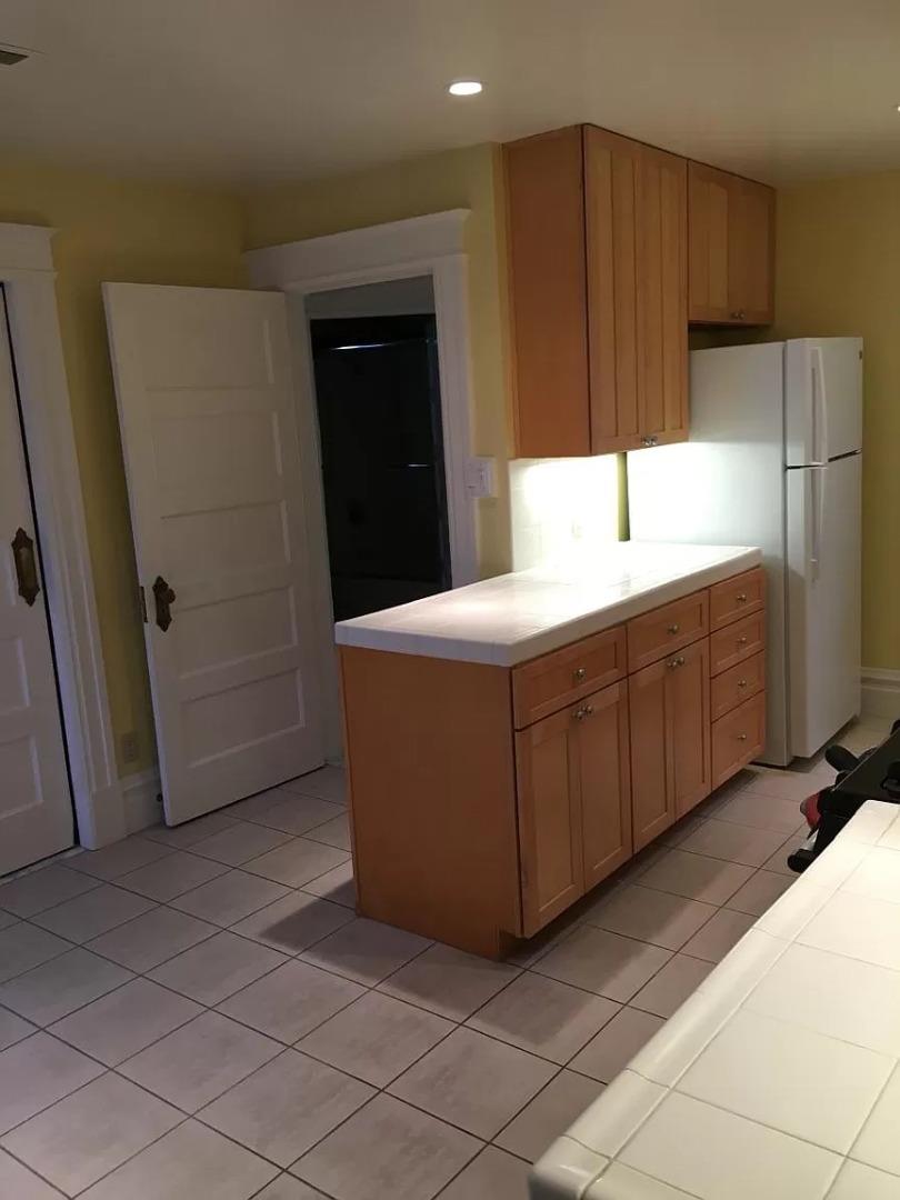 Detail Gallery Image 6 of 10 For 787 Guerrero St, San Francisco,  CA 94110 - 2 Beds | 1 Baths