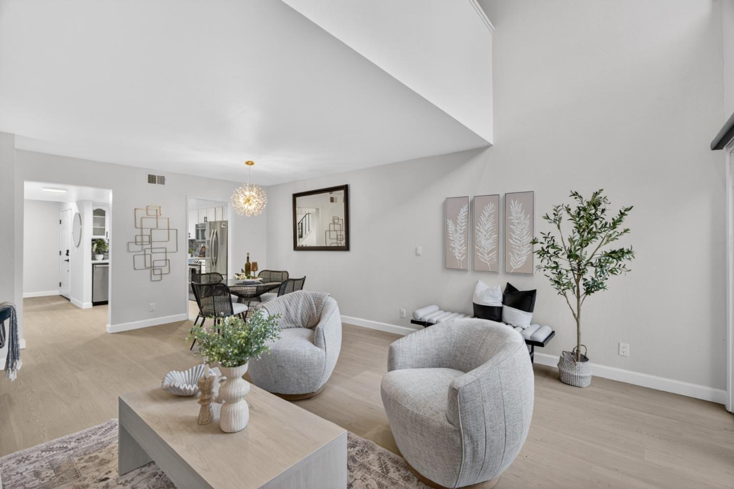 Detail Gallery Image 10 of 35 For 101 Redding Rd #A4,  Campbell,  CA 95008 - 2 Beds | 1/1 Baths