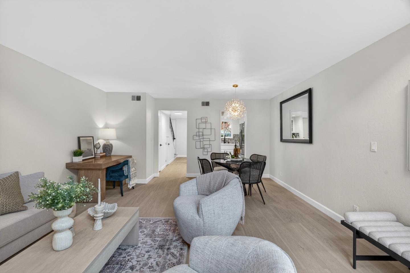 Detail Gallery Image 11 of 35 For 101 Redding Rd #A4,  Campbell,  CA 95008 - 2 Beds | 1/1 Baths