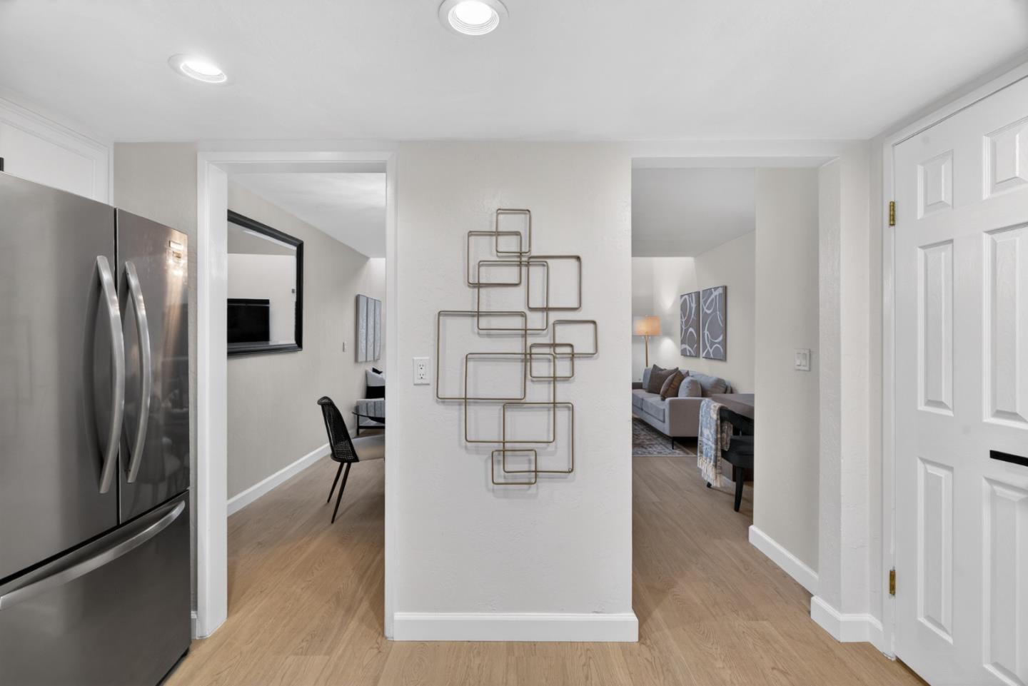 Detail Gallery Image 6 of 35 For 101 Redding Rd #A4,  Campbell,  CA 95008 - 2 Beds | 1/1 Baths