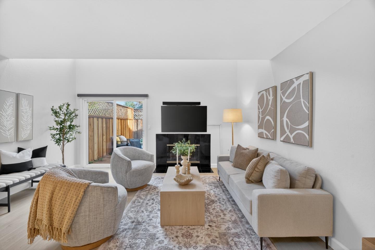 Detail Gallery Image 7 of 35 For 101 Redding Rd #A4,  Campbell,  CA 95008 - 2 Beds | 1/1 Baths