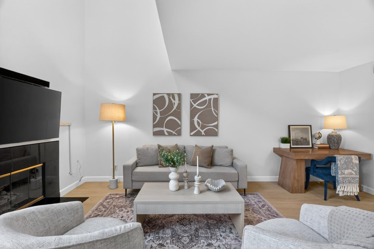 Detail Gallery Image 8 of 35 For 101 Redding Rd #A4,  Campbell,  CA 95008 - 2 Beds | 1/1 Baths