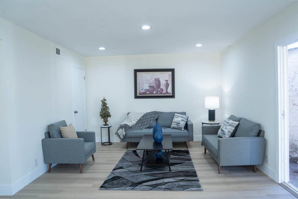 Detail Gallery Image 8 of 28 For 1582 Trieste Way, San Jose,  CA 95122 - 4 Beds | 2/1 Baths