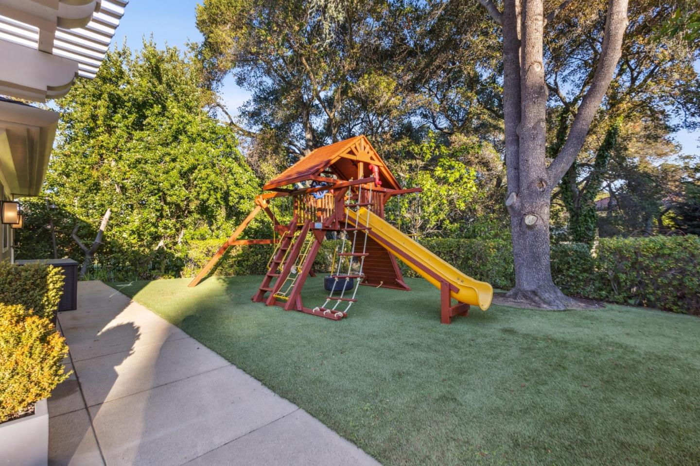 Detail Gallery Image 105 of 116 For 16140 Matilija Dr, Los Gatos,  CA 95030 - 6 Beds | 6/2 Baths