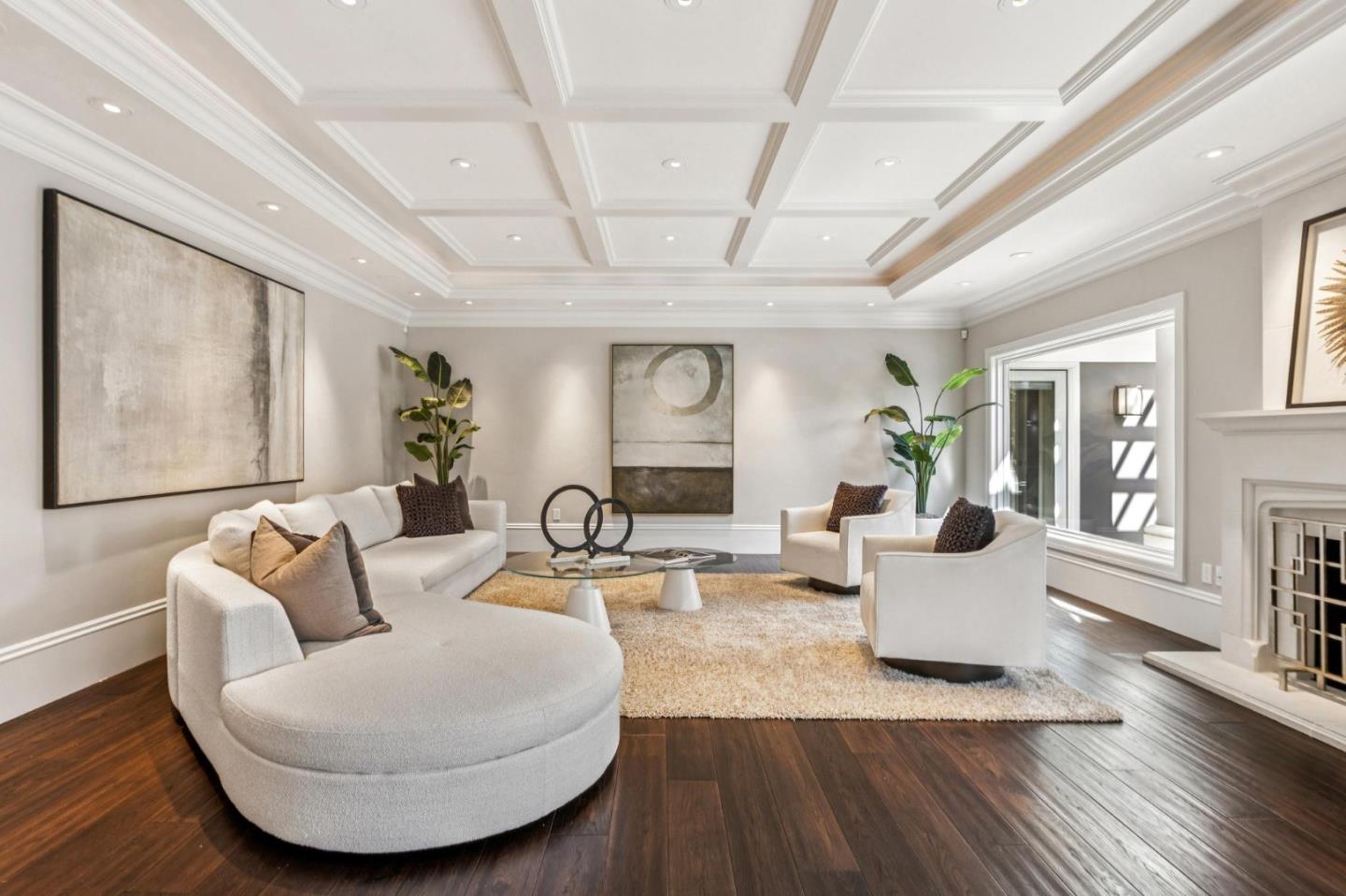 Detail Gallery Image 14 of 116 For 16140 Matilija Dr, Los Gatos,  CA 95030 - 6 Beds | 6/2 Baths