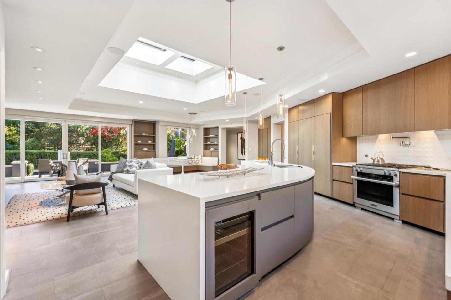 Detail Gallery Image 23 of 116 For 16140 Matilija Dr, Los Gatos,  CA 95030 - 6 Beds | 6/2 Baths