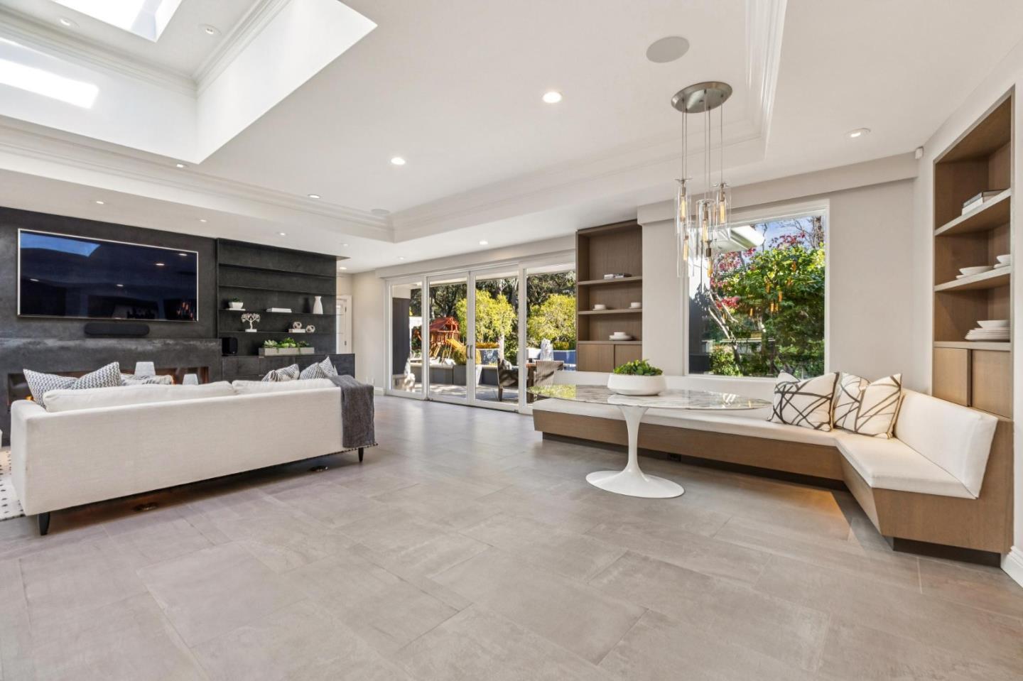 Detail Gallery Image 27 of 116 For 16140 Matilija Dr, Los Gatos,  CA 95030 - 6 Beds | 6/2 Baths