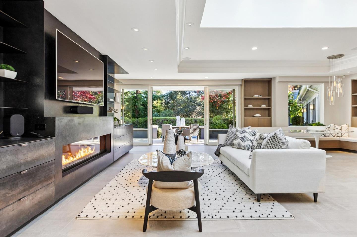 Detail Gallery Image 29 of 116 For 16140 Matilija Dr, Los Gatos,  CA 95030 - 6 Beds | 6/2 Baths