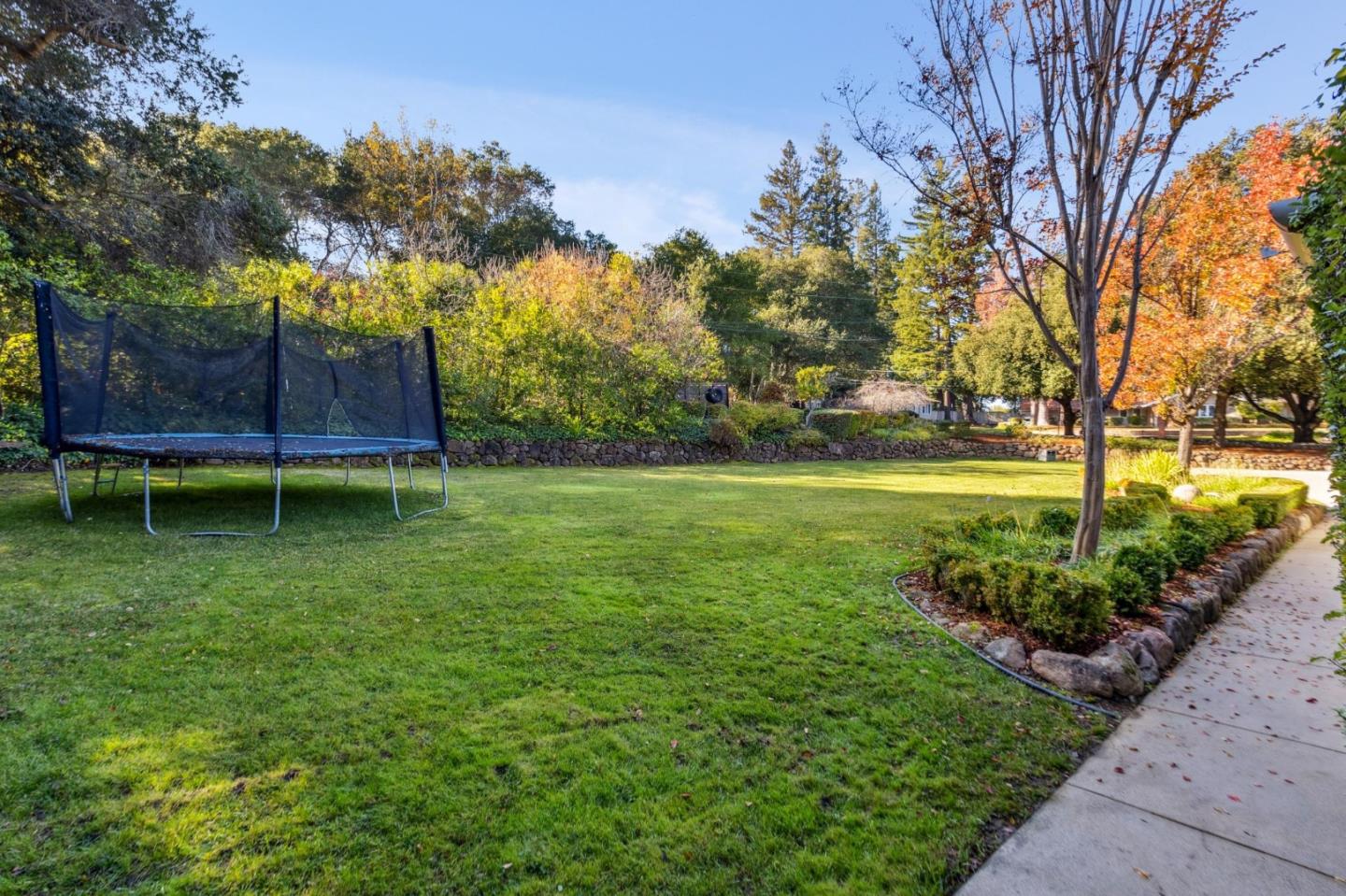 Detail Gallery Image 53 of 116 For 16140 Matilija Dr, Los Gatos,  CA 95030 - 6 Beds | 6/2 Baths