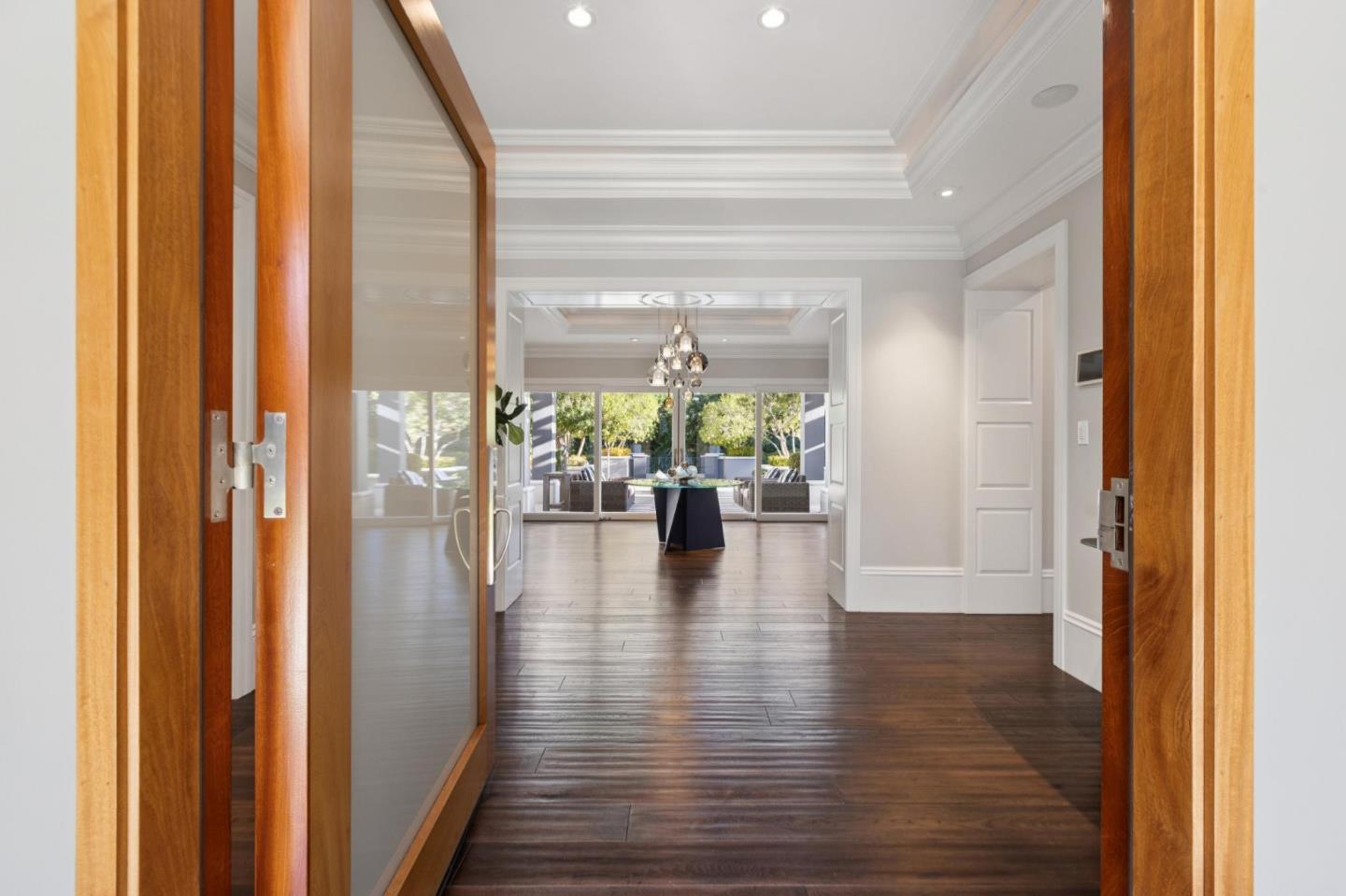 Detail Gallery Image 9 of 116 For 16140 Matilija Dr, Los Gatos,  CA 95030 - 6 Beds | 6/2 Baths