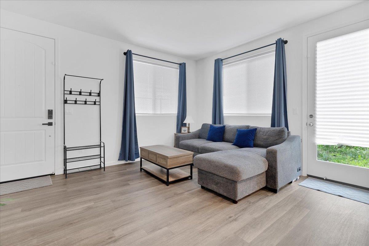 Detail Gallery Image 5 of 34 For 851 Mora Cir, Soledad,  CA 93960 - 1 Beds | 1 Baths