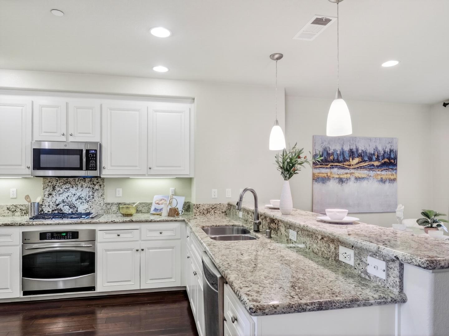 Photo #10: ML82030246 Listing: Photo #10