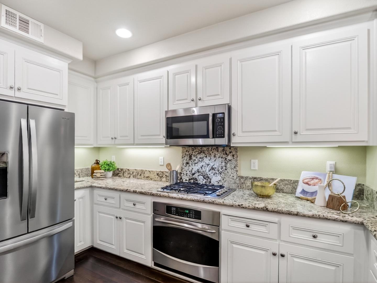 Photo #8: ML82030246 Listing: Photo #8