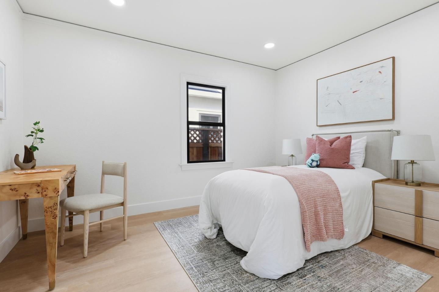 Detail Gallery Image 20 of 58 For 941 Walnut St, San Carlos,  CA 94070 - 3 Beds | 2/1 Baths