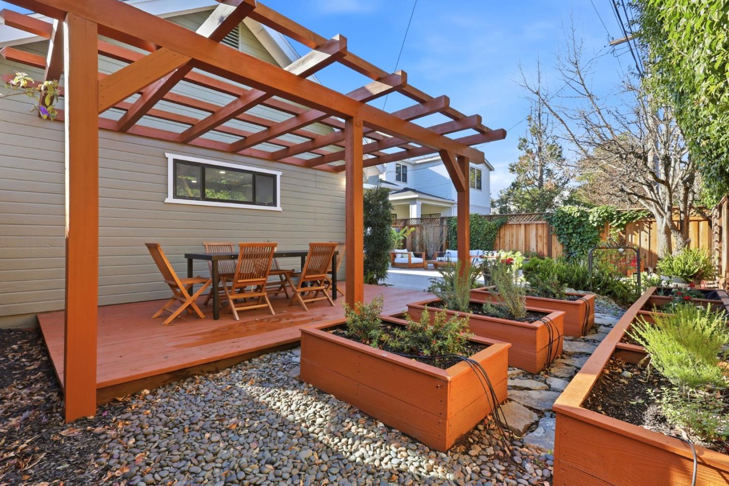 Detail Gallery Image 37 of 58 For 941 Walnut St, San Carlos,  CA 94070 - 3 Beds | 2/1 Baths