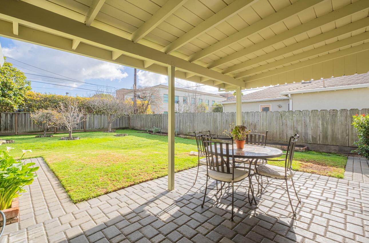 Detail Gallery Image 14 of 39 For 1231 Padre Dr, Salinas,  CA 93901 - 3 Beds | 2 Baths