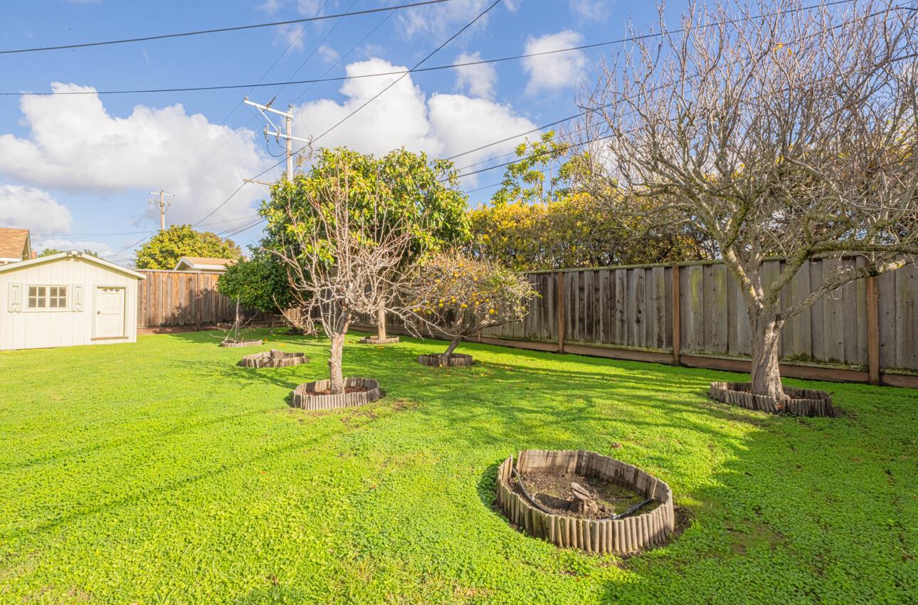 Detail Gallery Image 35 of 39 For 1231 Padre Dr, Salinas,  CA 93901 - 3 Beds | 2 Baths