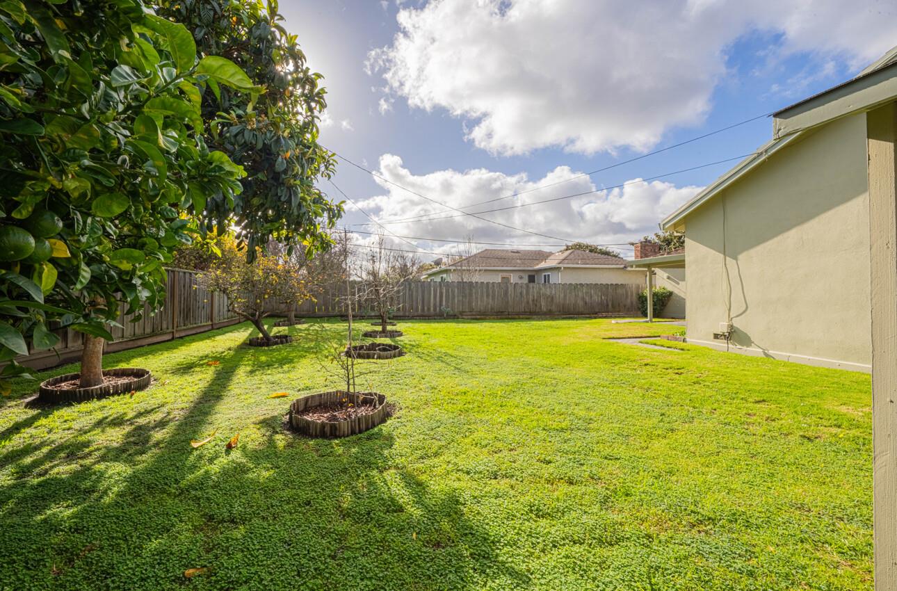 Detail Gallery Image 36 of 39 For 1231 Padre Dr, Salinas,  CA 93901 - 3 Beds | 2 Baths