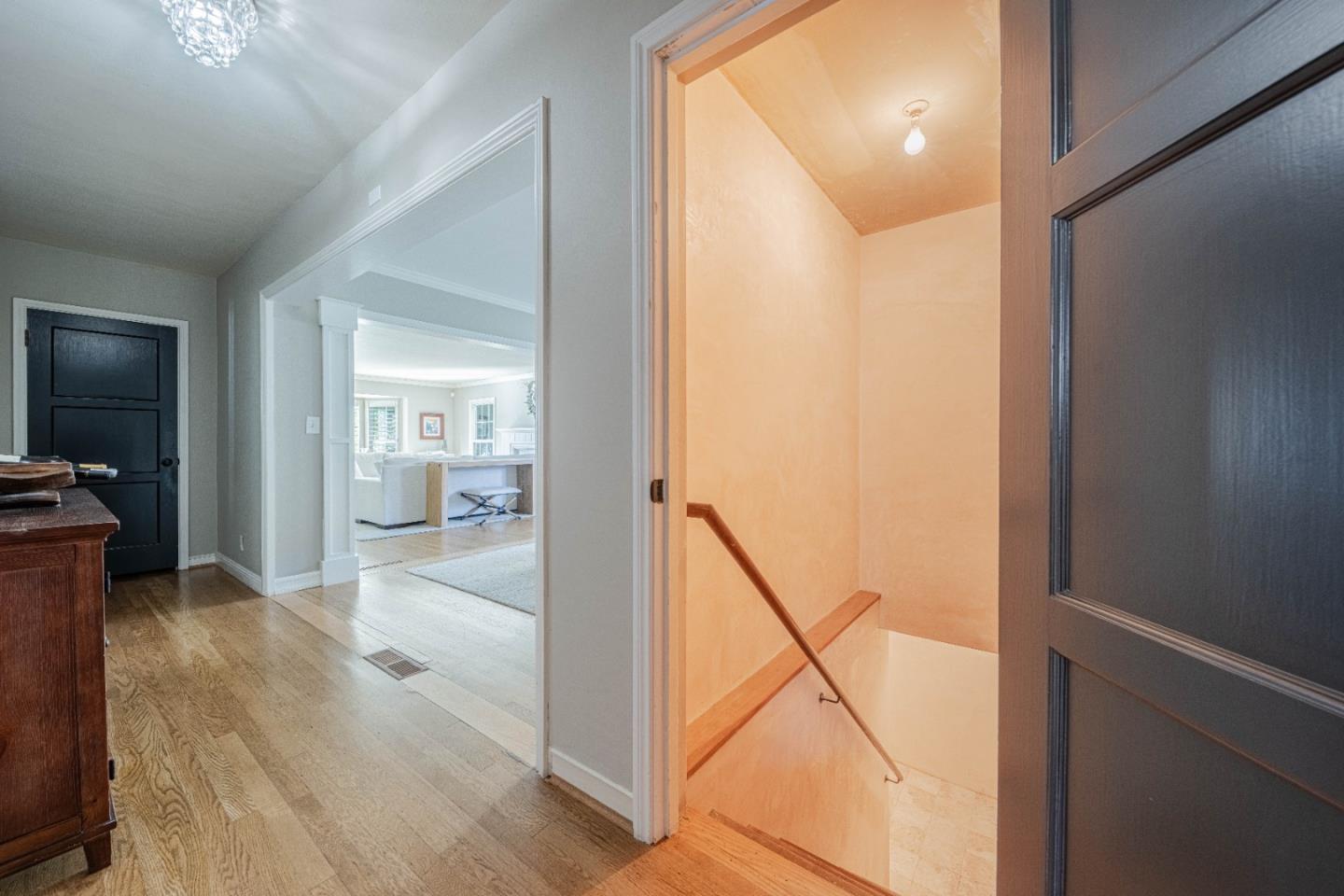 Detail Gallery Image 20 of 45 For 247 Oak St, Salinas,  CA 93901 - 4 Beds | 3 Baths