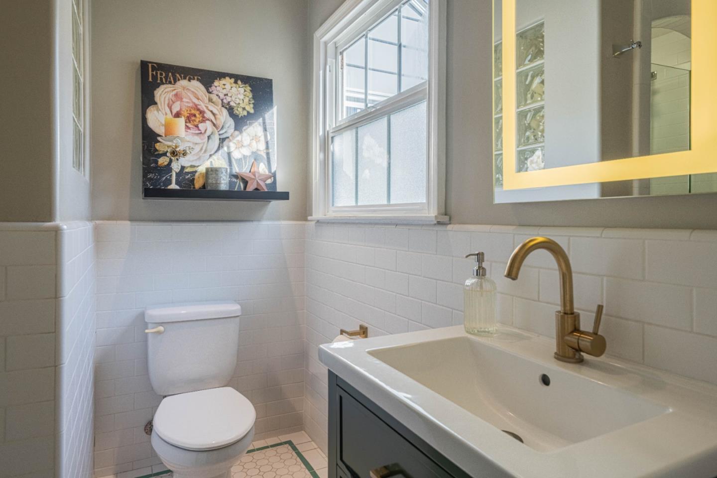 Detail Gallery Image 23 of 45 For 247 Oak St, Salinas,  CA 93901 - 4 Beds | 3 Baths