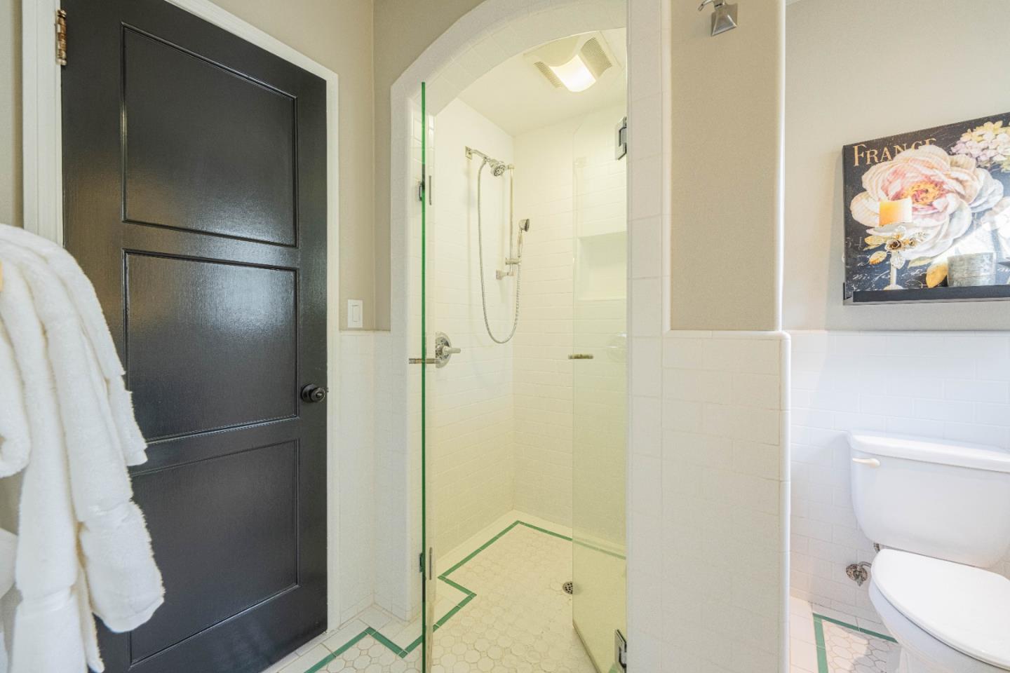 Detail Gallery Image 24 of 45 For 247 Oak St, Salinas,  CA 93901 - 4 Beds | 3 Baths