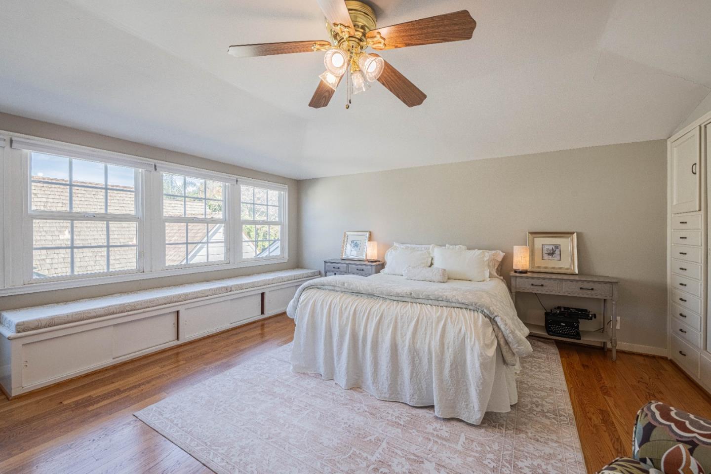 Detail Gallery Image 38 of 45 For 247 Oak St, Salinas,  CA 93901 - 4 Beds | 3 Baths