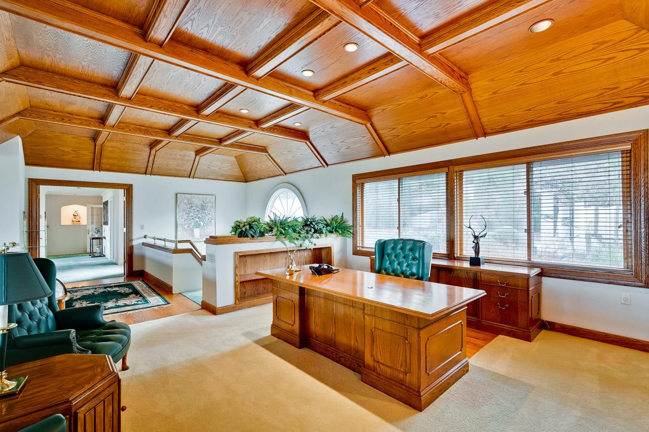 Detail Gallery Image 13 of 58 For 21697 Rainbow Dr, Cupertino,  CA 95014 - 4 Beds | 3/1 Baths