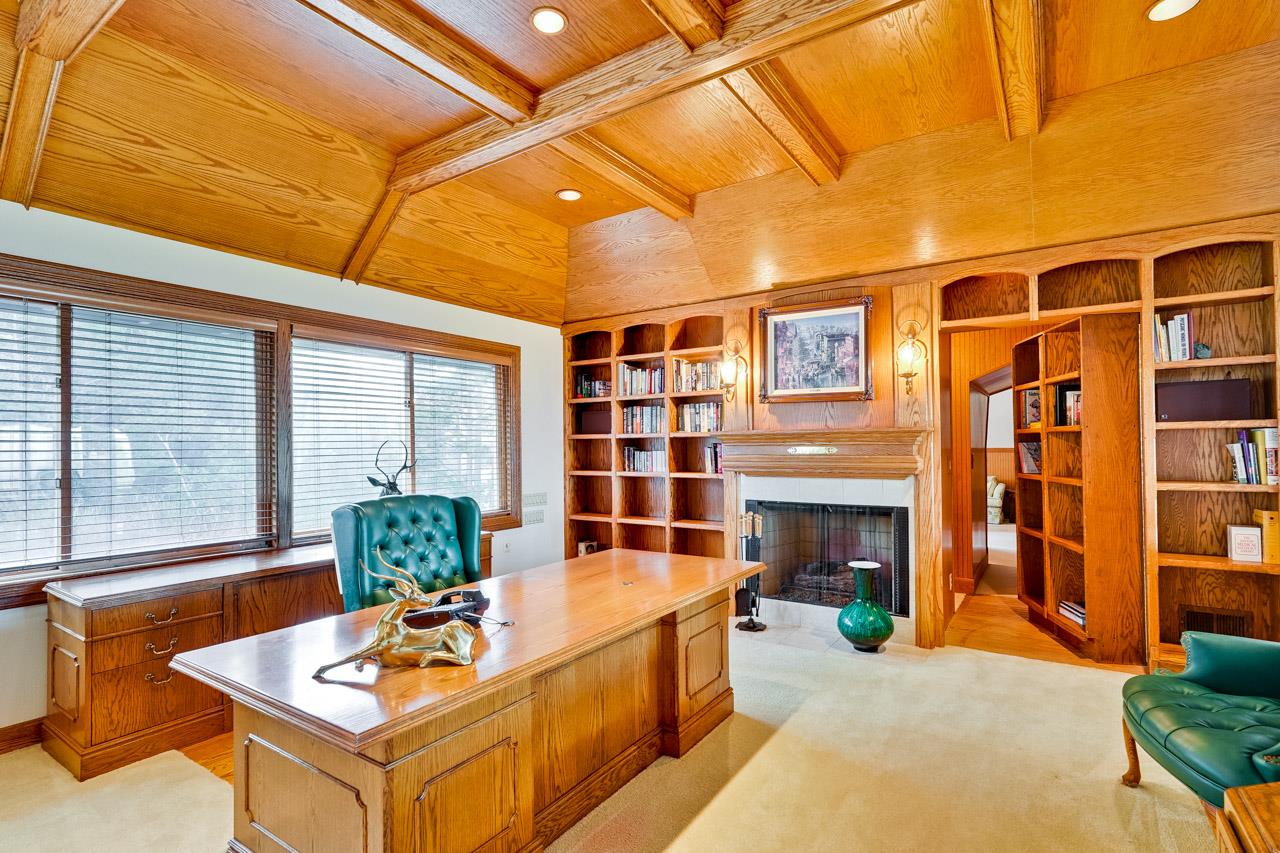 Detail Gallery Image 15 of 58 For 21697 Rainbow Dr, Cupertino,  CA 95014 - 4 Beds | 3/1 Baths