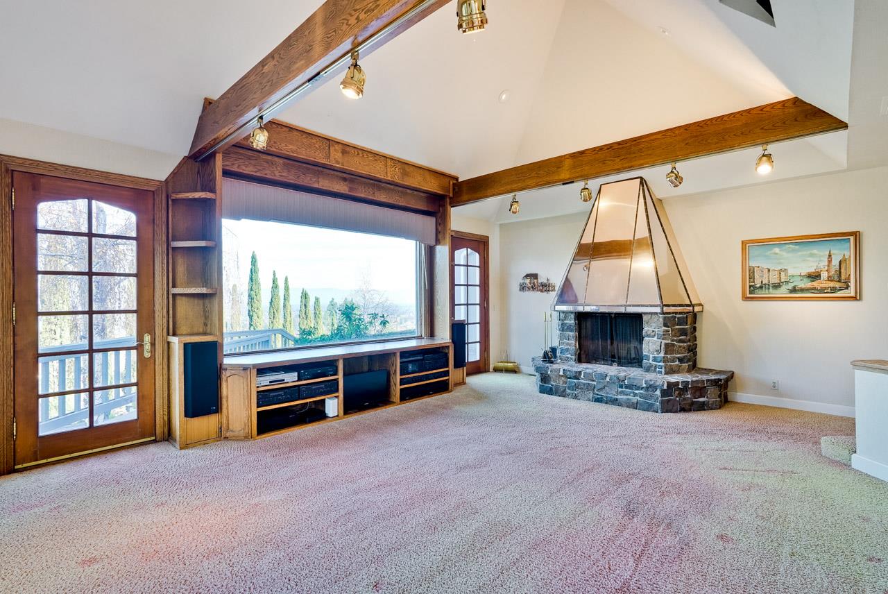 Detail Gallery Image 22 of 58 For 21697 Rainbow Dr, Cupertino,  CA 95014 - 4 Beds | 3/1 Baths