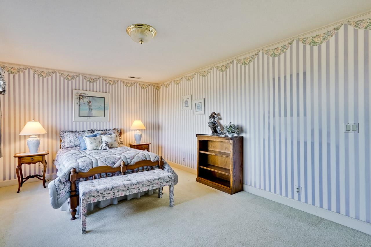 Detail Gallery Image 31 of 58 For 21697 Rainbow Dr, Cupertino,  CA 95014 - 4 Beds | 3/1 Baths