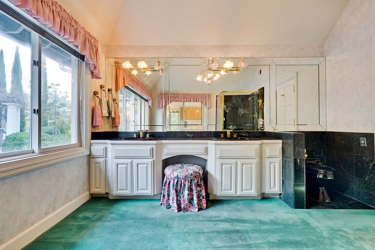 Detail Gallery Image 38 of 58 For 21697 Rainbow Dr, Cupertino,  CA 95014 - 4 Beds | 3/1 Baths